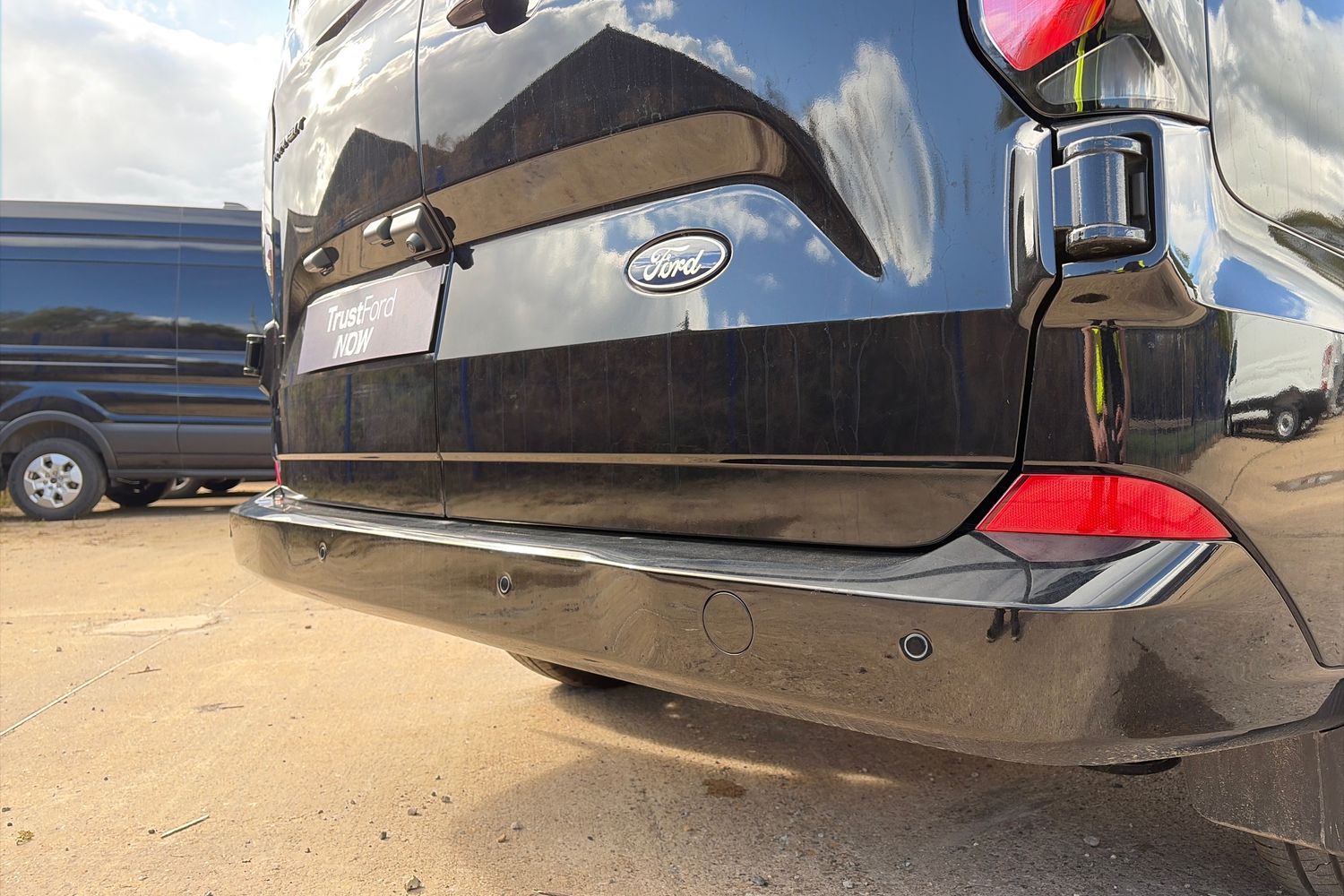 Ford TRANSIT CUSTOM Photo 22