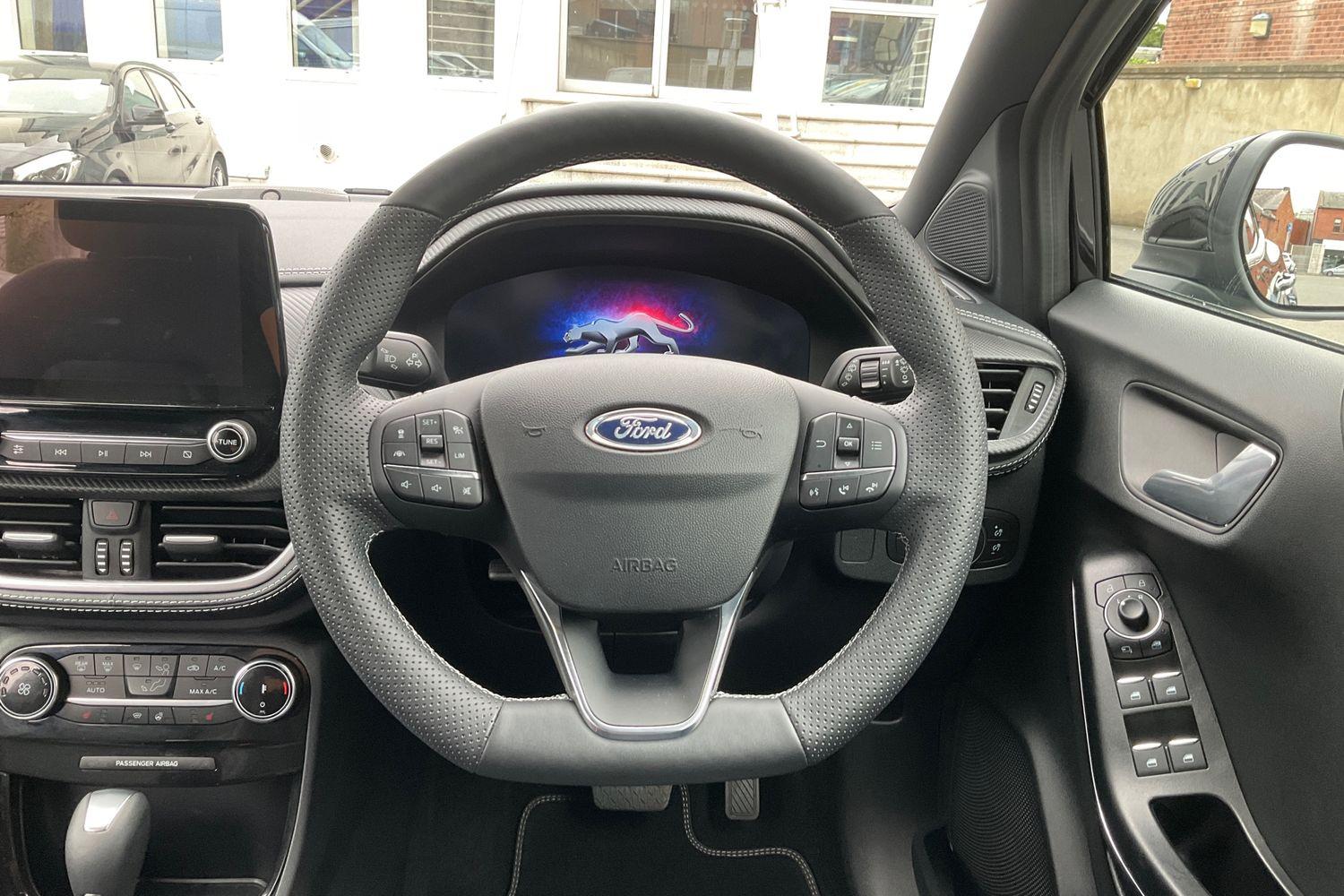 Ford PUMA Photo 11