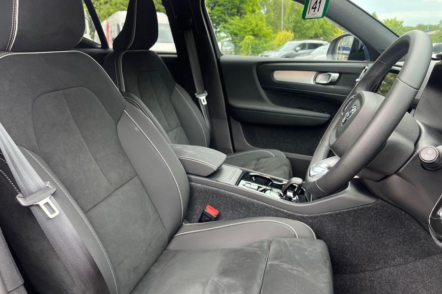 Volvo XC40 Photo autoimg-f15b11ba8fa5cdbbf46a48dfb422c80bd1983f72.jpg