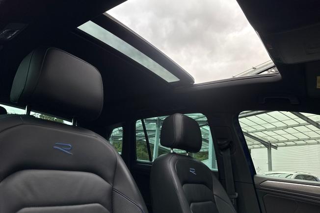 VOLKSWAGEN Tiguan Photo 40