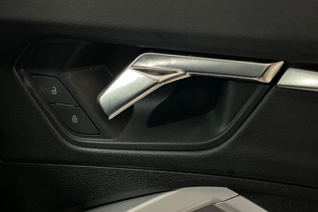 AUDI Q3 Photo 27