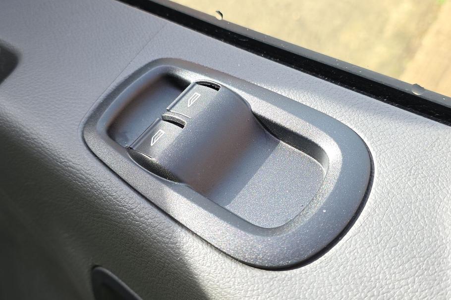 Used FORD TRANSIT WO25HRF 17