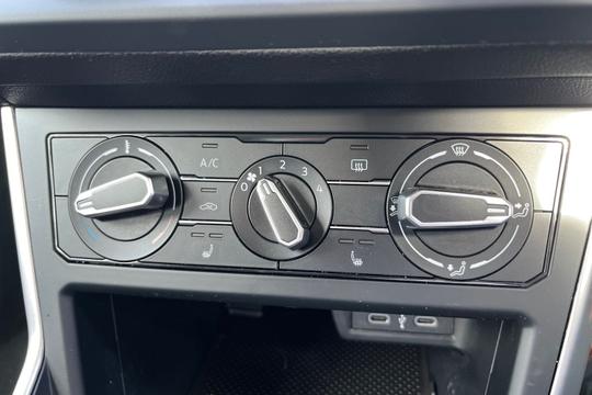 Volkswagen Polo Photo autoimg-f170103298bcd1fe45bb0e7e7b90412645d49038.jpg