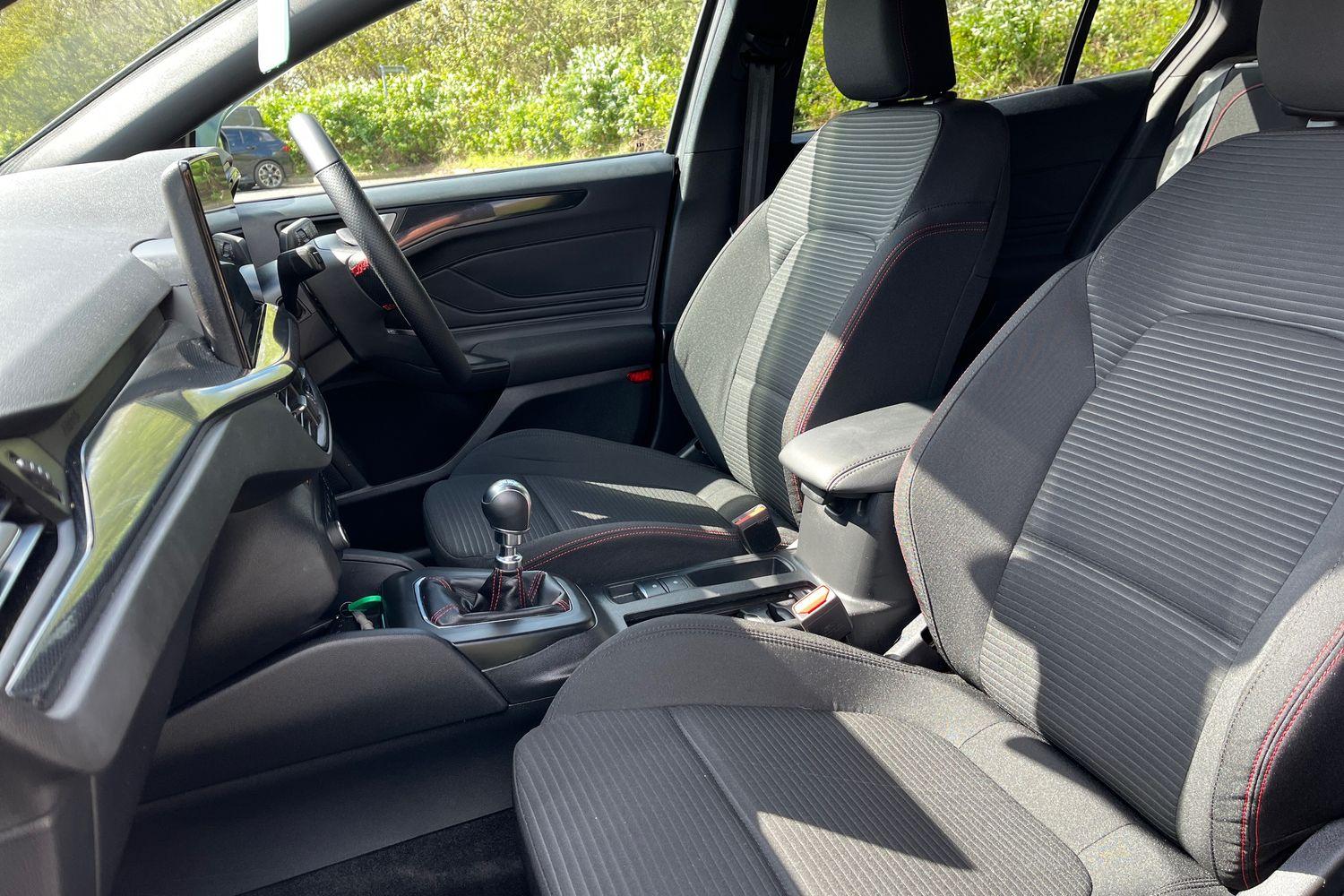 Ford FOCUS Photo 18