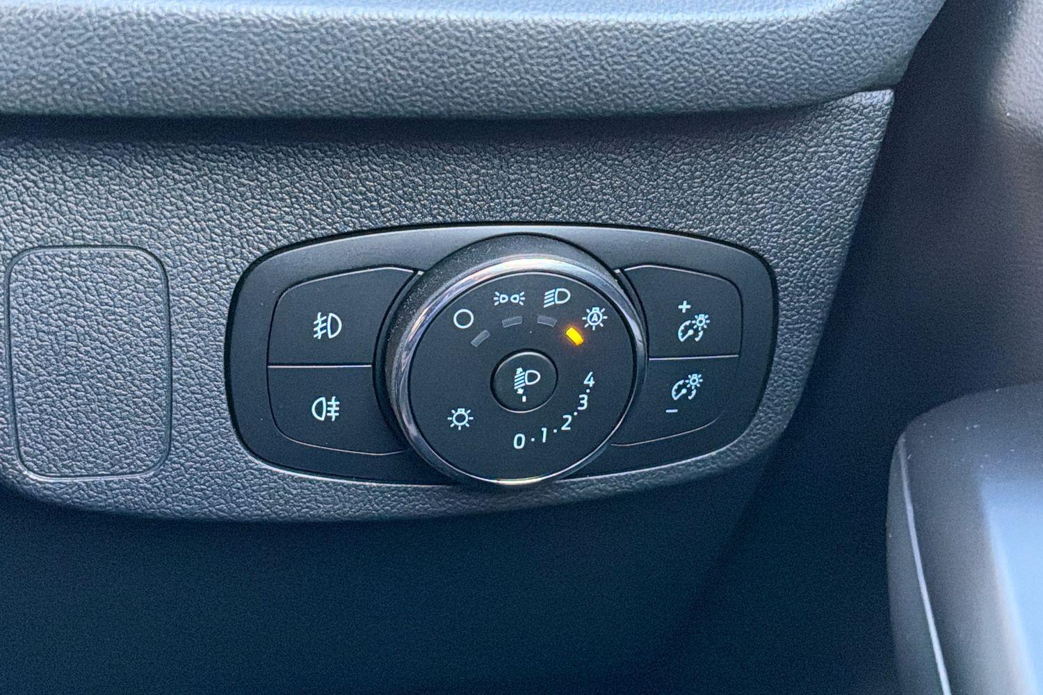 Ford FOCUS Photo 27