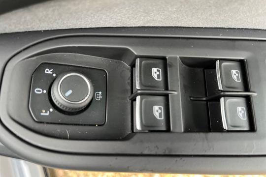 Volkswagen Golf Photo autoimg-f177cedd5188c4a3220c00aaa555fad1c39818ac.jpg