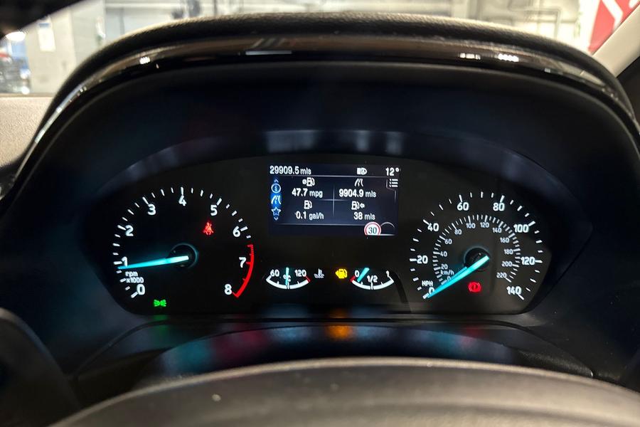 Ford FIESTA Photo autoimg-f1785dfe51622d367b6b4178772c07e704be7bb8.jpg