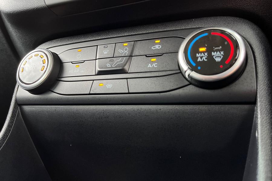 Ford Fiesta Photo autoimg-f17998dd9756c7aa5f09c1ef2b7c80299c1dc007.jpg