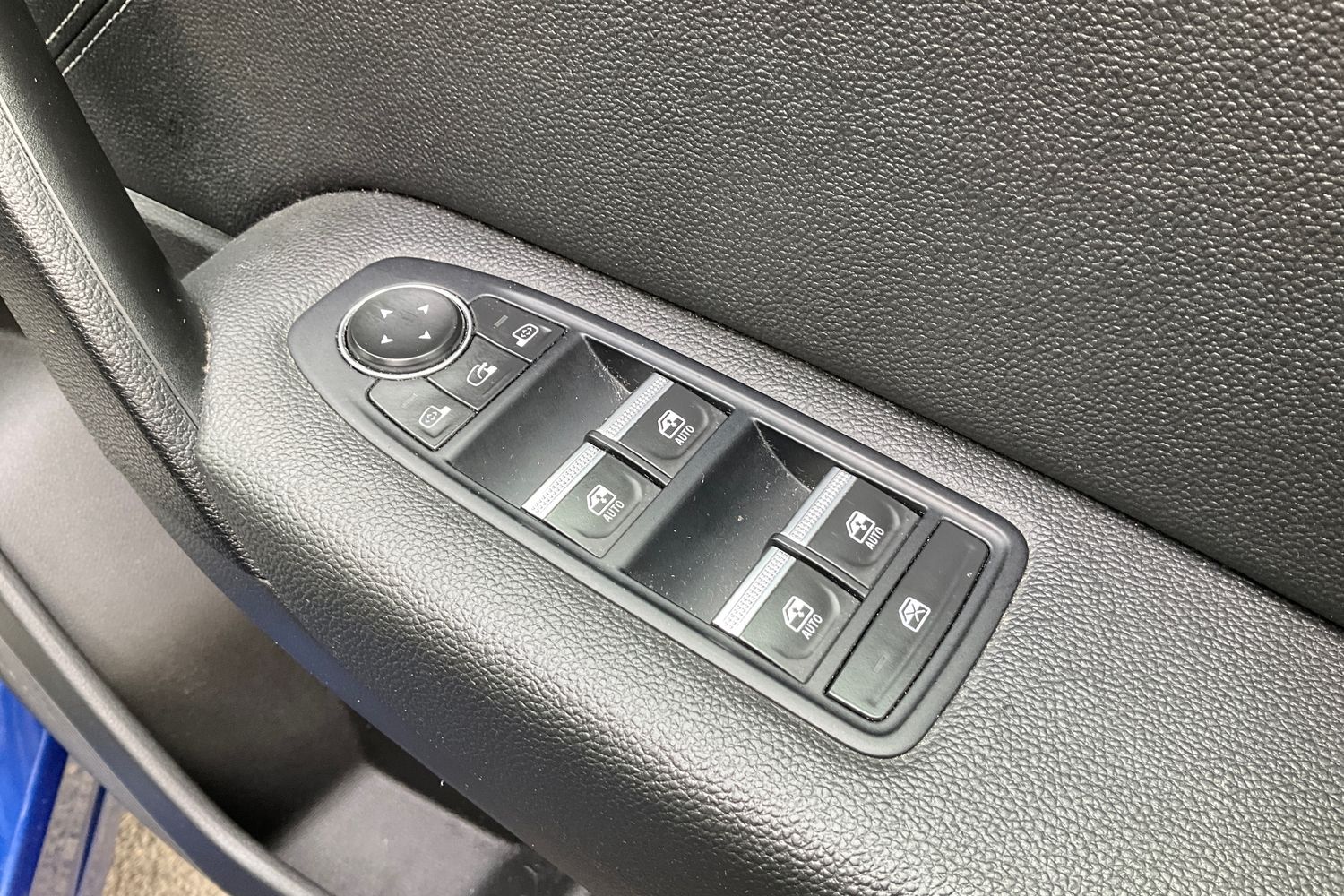 Renault CAPTUR Photo 15