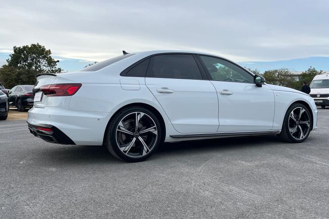 AUDI A4 Photo 58