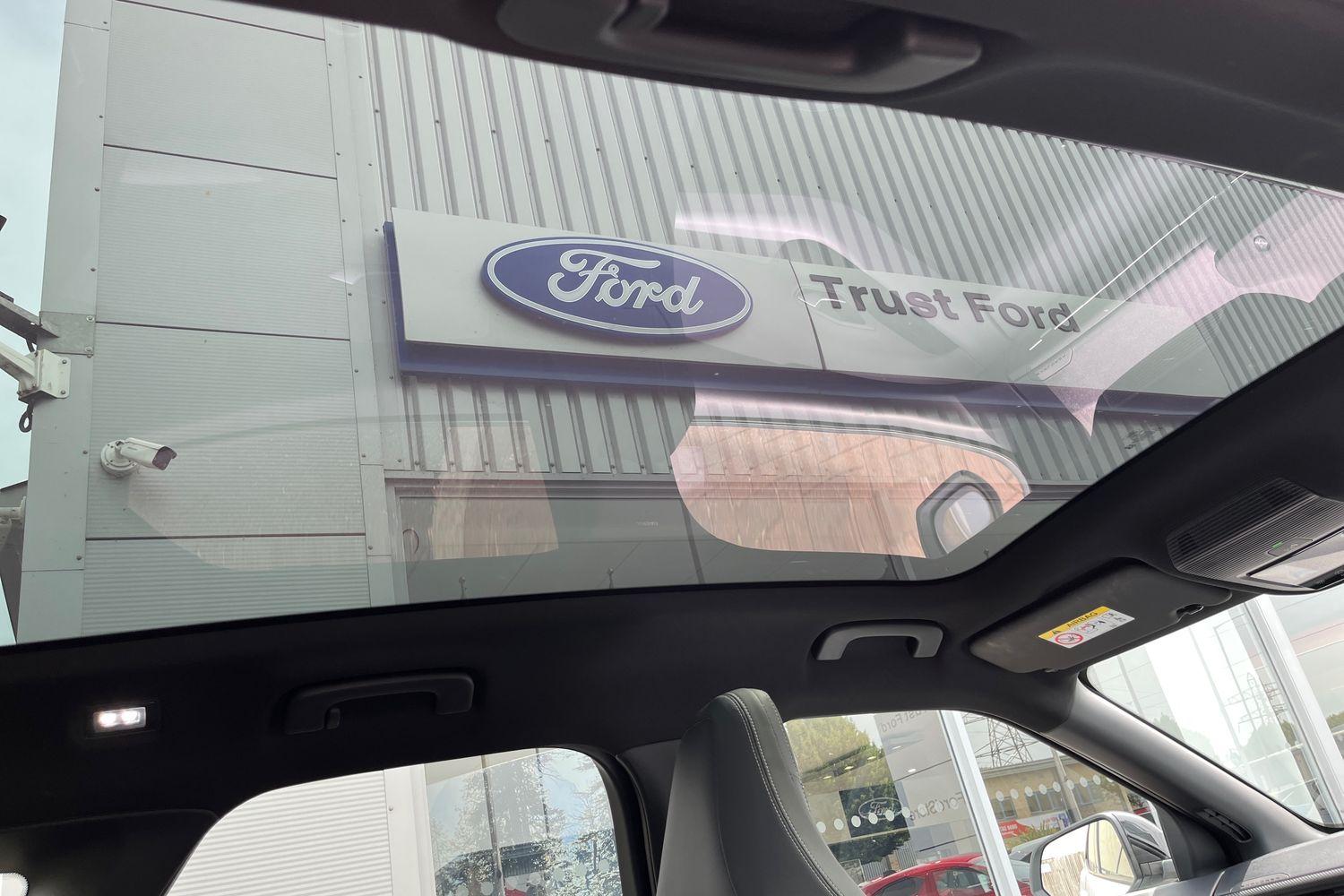 Ford Explorer Photo 38