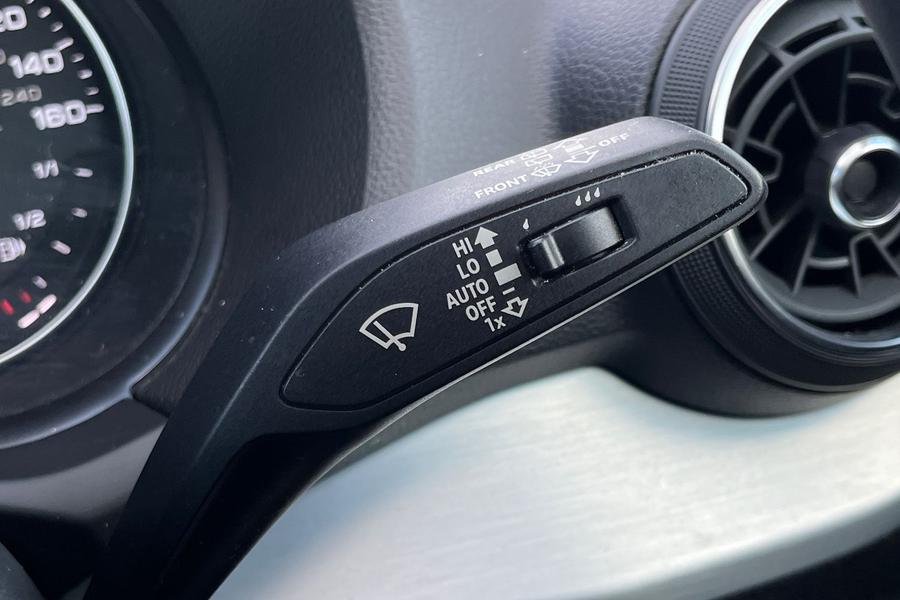 Audi Q2 Photo autoimg-f187ac22260f0a7e4b6751dcefd83a42a5dcb1bc.jpg