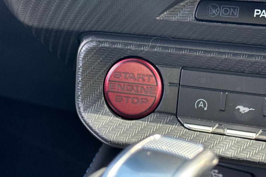 Used Ford MUSTANG 28