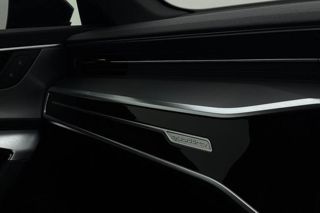 AUDI A6 Photo 22