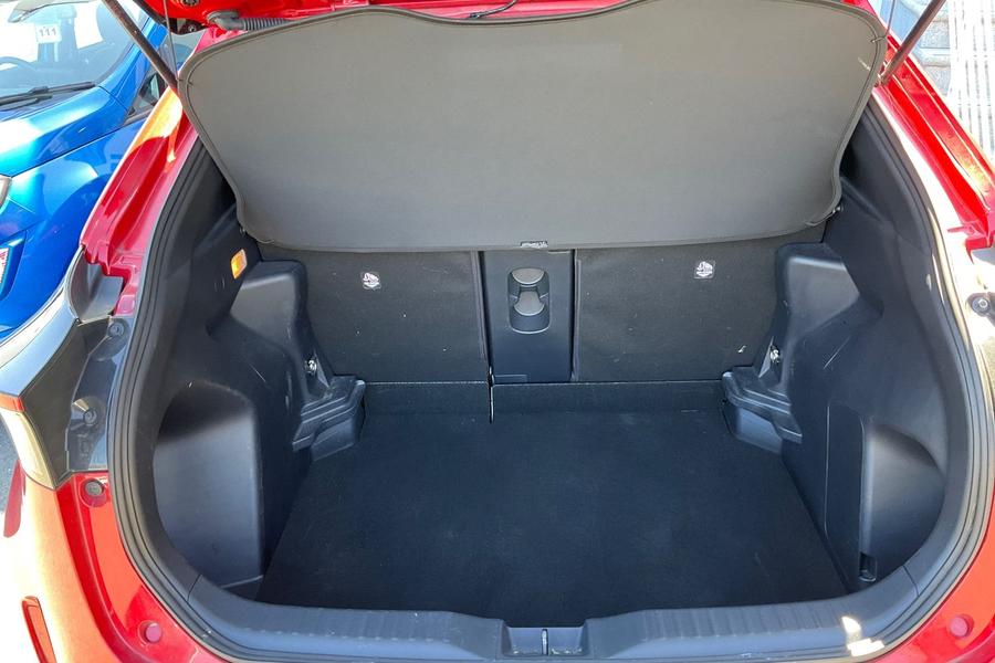 Toyota YARIS CROSS Photo autoimg-f18fe6cb57e70c39dea0ccd2f241c69f2b81d9e7.jpg