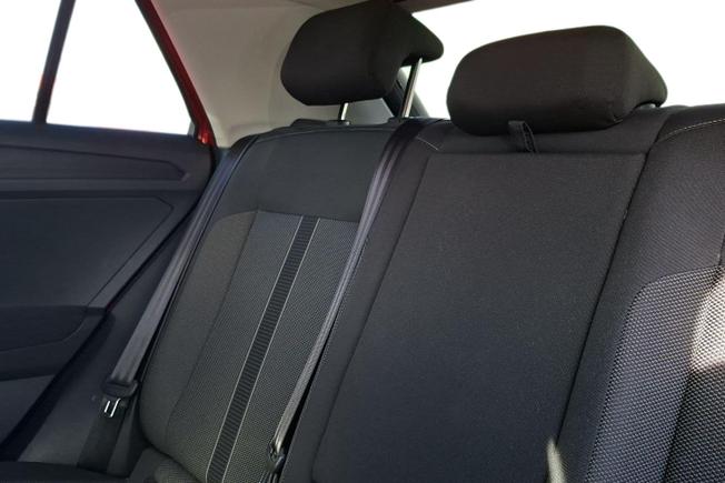 VOLKSWAGEN T-Roc Photo 9