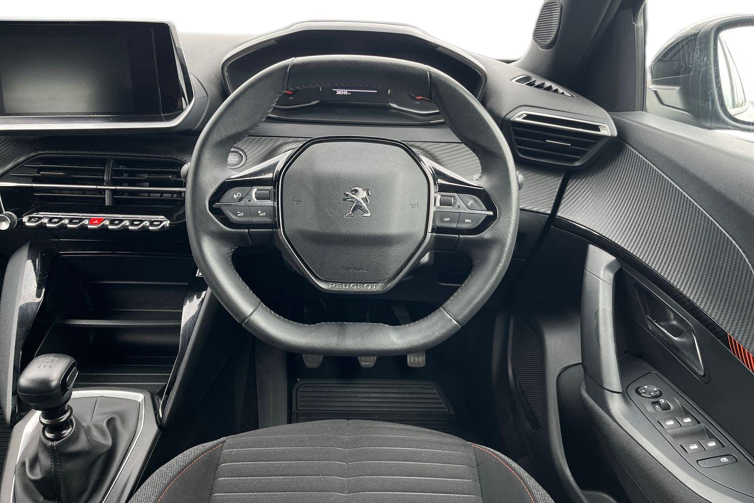 Peugeot 2008 Photo 10