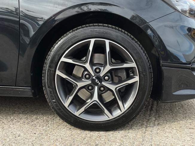 KIA Ceed Photo 5