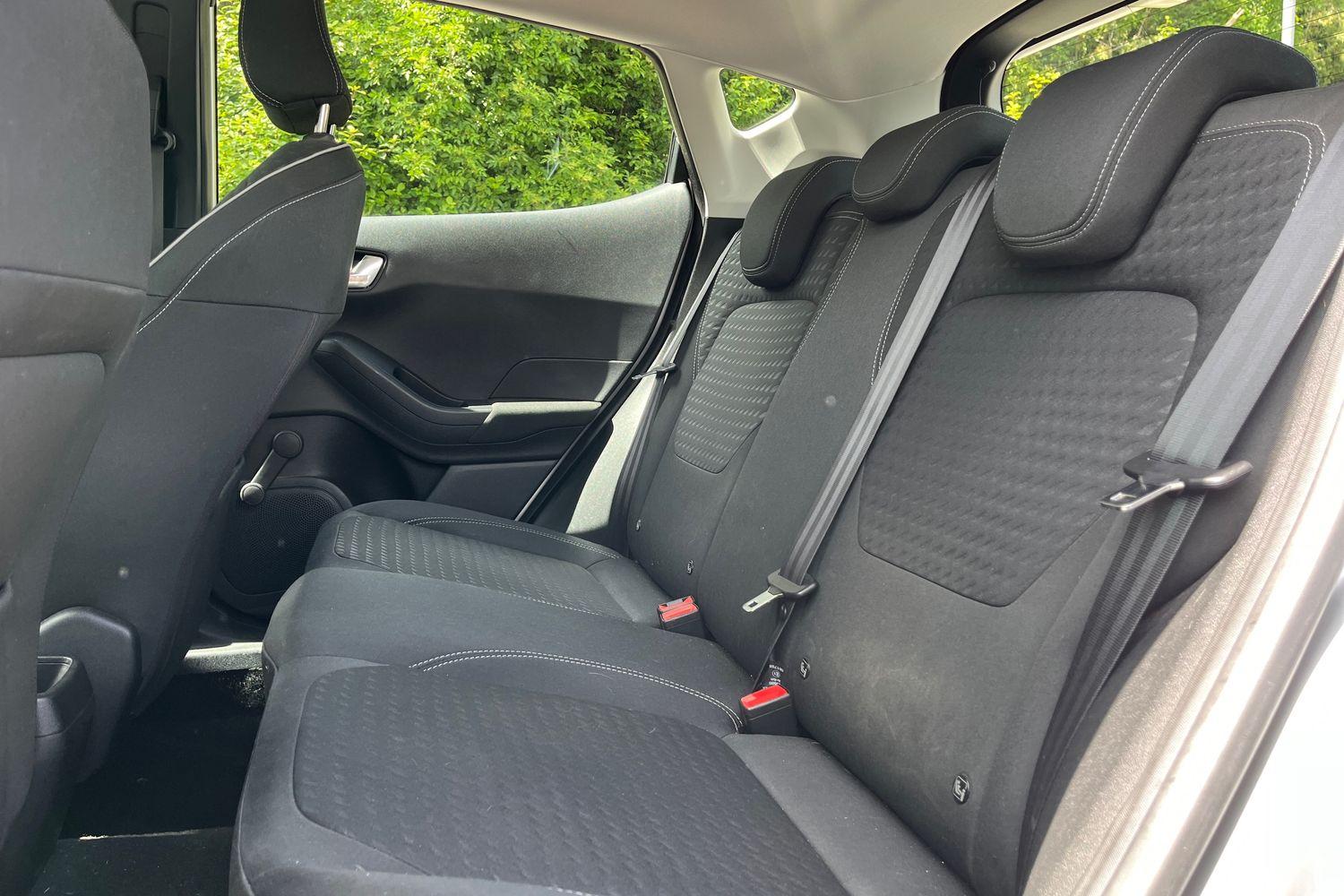 Ford Fiesta Photo 19