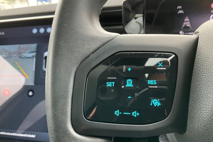 Ford Explorer Photo autoimg-f19ba8921c808cce6ce9df47f5955eb3f53e889b.jpg