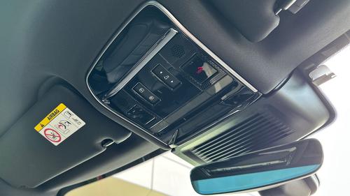 Land Rover Range Rover Sport Photo autoimg-f19c5f1f569ee9430cdff102a3ca47d5bd25517e.jpg