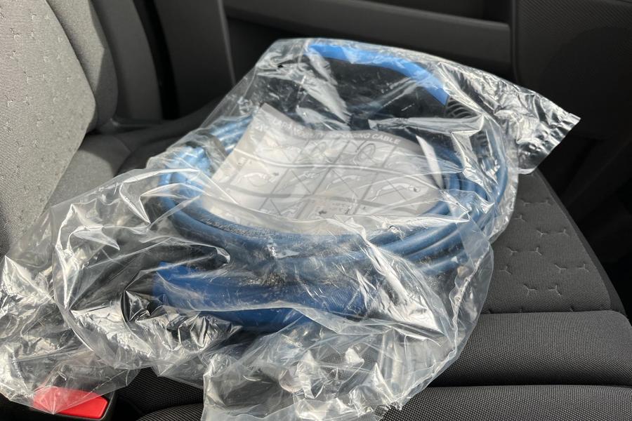 Ford TOURNEO CUSTOM Photo autoimg-f1a0a2670ffe2b3c2f45ba4e23bc0c633b39542f.jpg