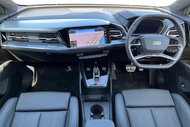 AUDI Q4 E-Tron Photo 10