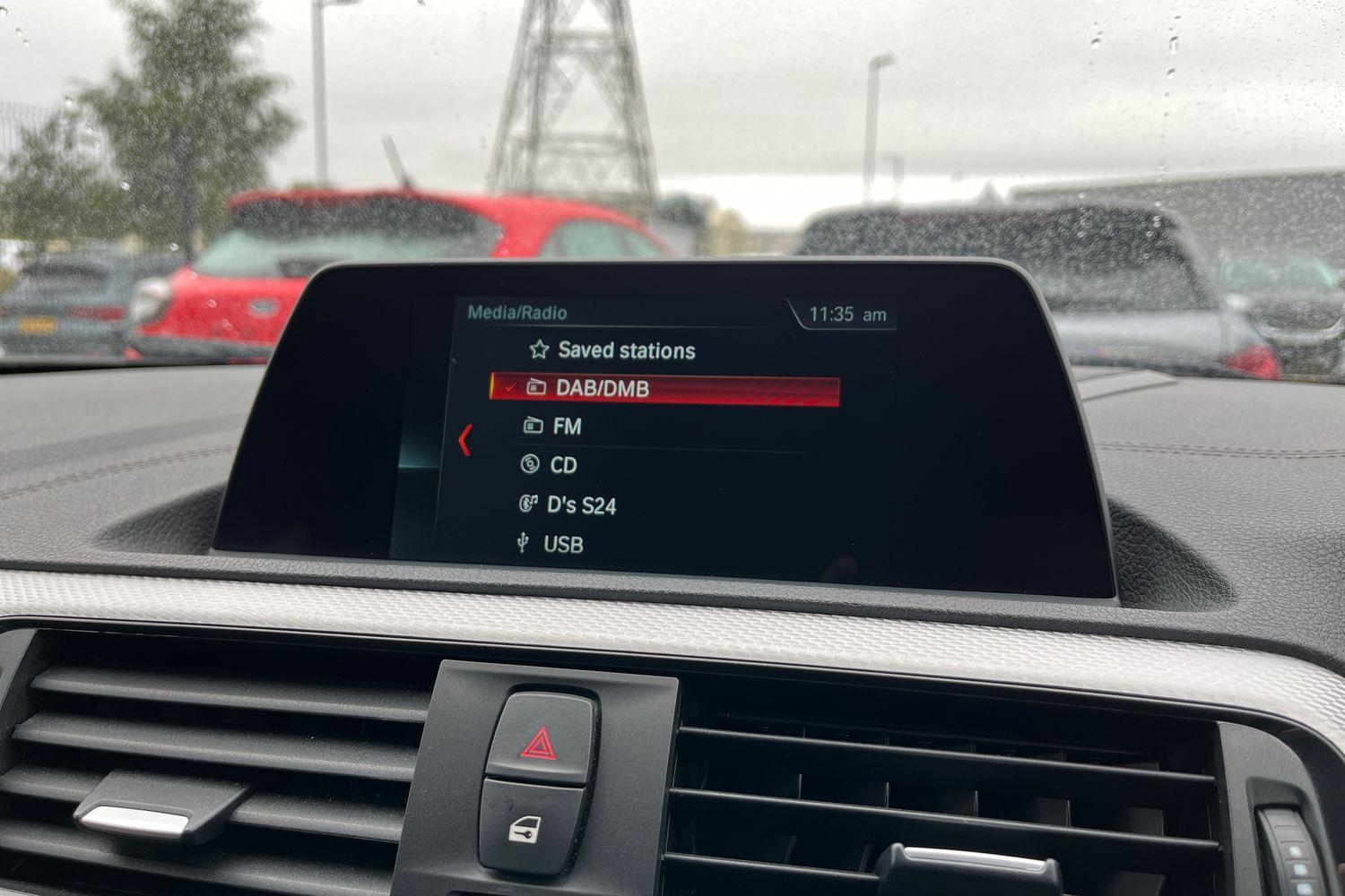 BMW 1 Series Photo 27