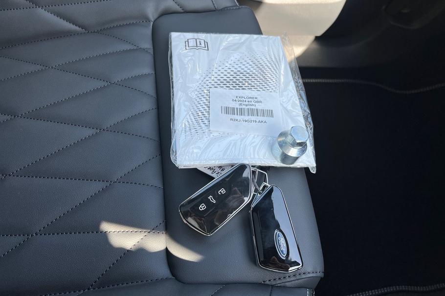 Used Ford Explorer 22