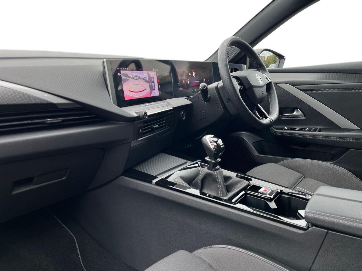 Vauxhall Astra Photo 2