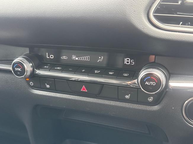 MAZDA CX-30 Photo 30