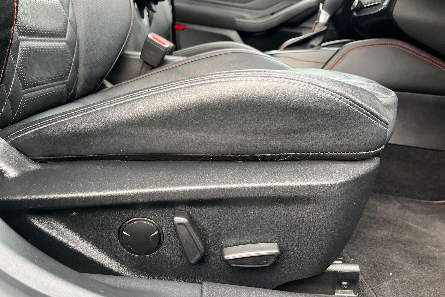 Ford FOCUS Photo 36