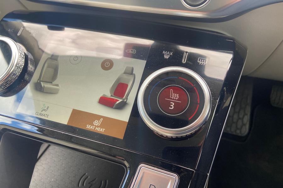 Jaguar I-PACE Photo autoimg-f1b42768e3ee137d51479b7f8c3f8604c4a02cfb.jpg