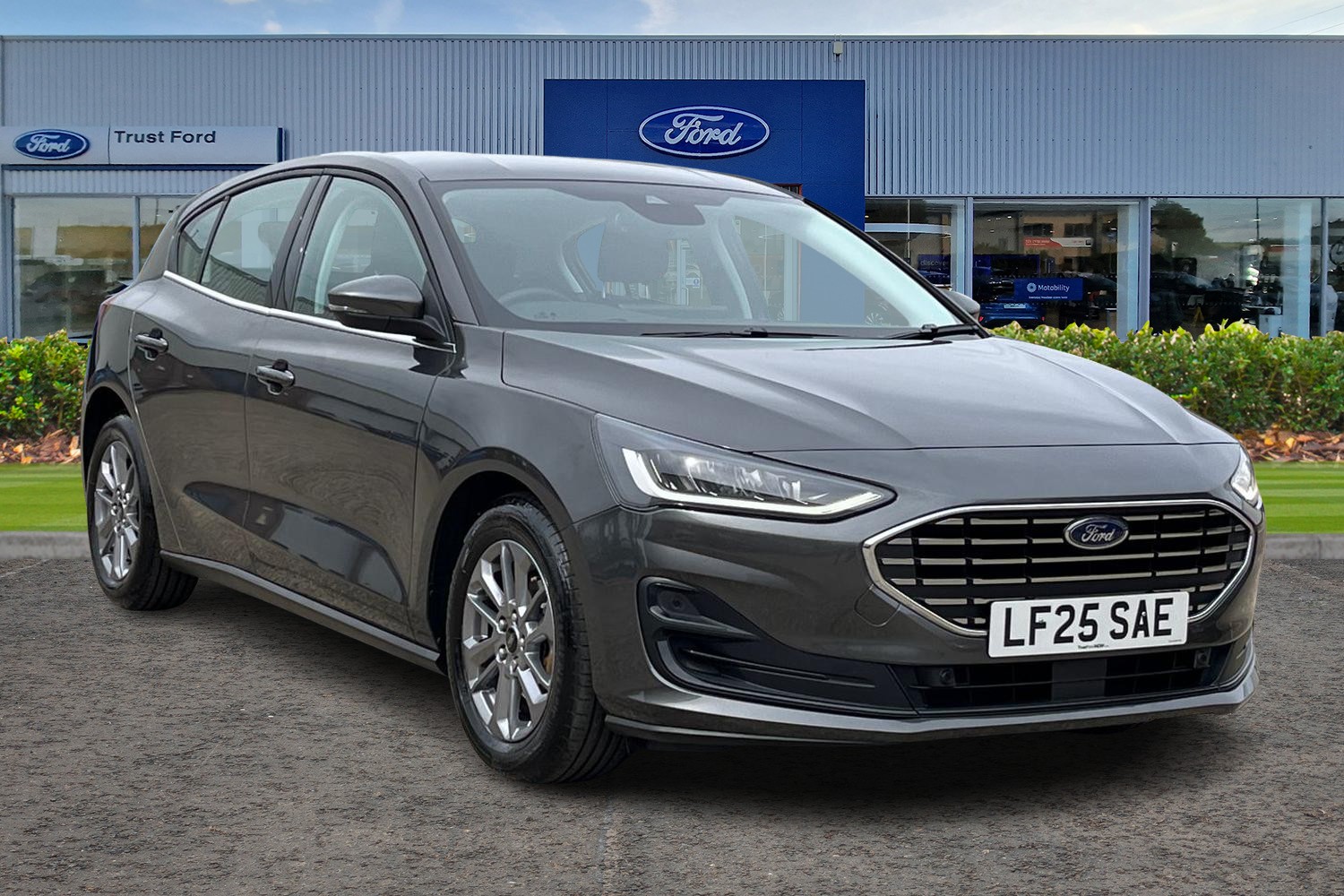 Ford Focus Photo 0