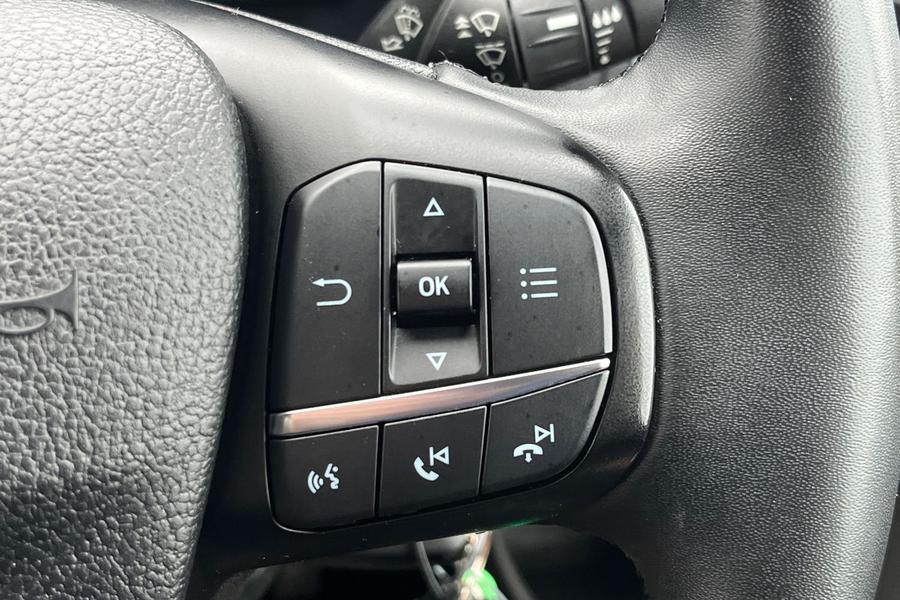 Ford TRANSIT CUSTOM Photo autoimg-f1b7281ddd51d13345132e7427372d48e5820177.jpg