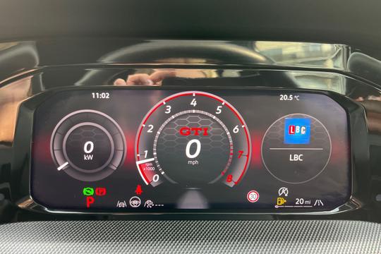 Volkswagen Golf Photo autoimg-f1b78ef526f91d2cb1f255227f2da99721843755.jpg