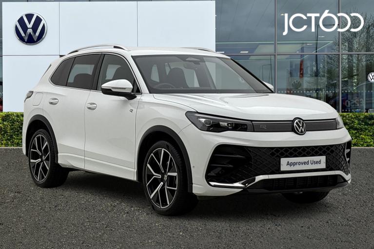 Used 2025 Volkswagen Tiguan 1.5 eTSI MHEV R-Line SUV 5dr Petrol Hybrid DSG Euro 6 (s/s) (150 ps) White at JCT600