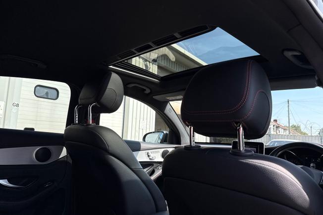 MERCEDES-BENZ Glc Photo 21