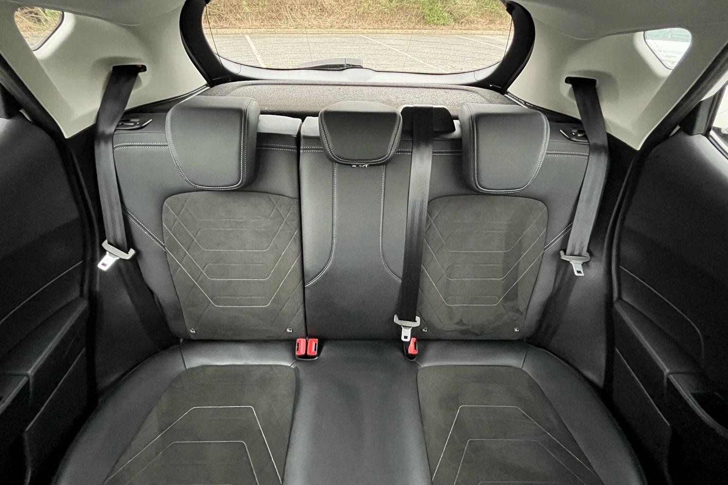 Ford FIESTA Photo 19