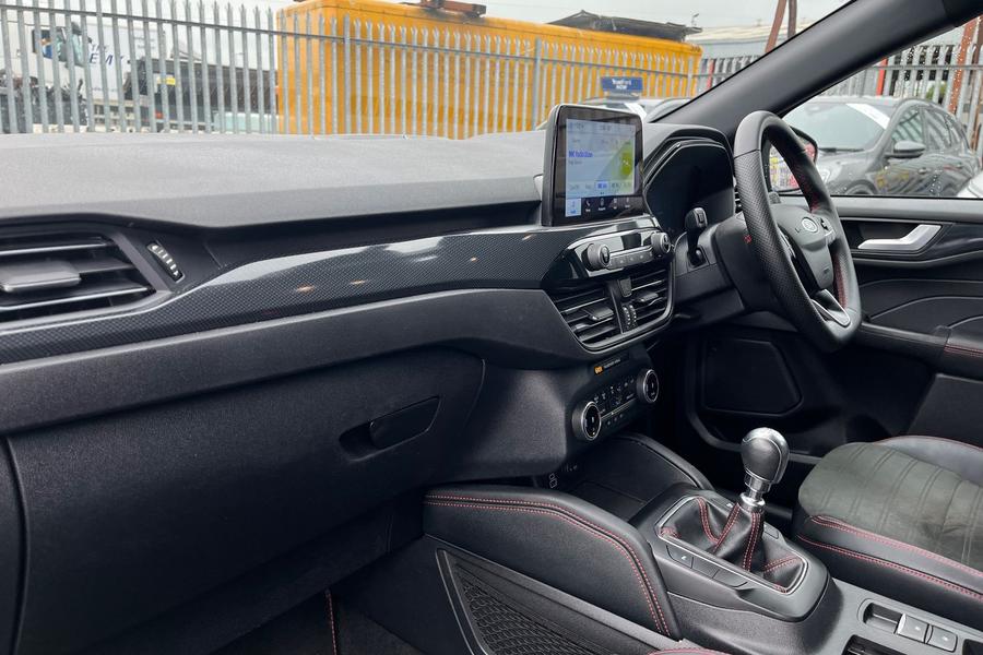Ford Kuga Photo autoimg-f1bf4eb247f8bd11553cfc37e7dae737917669e0.jpg