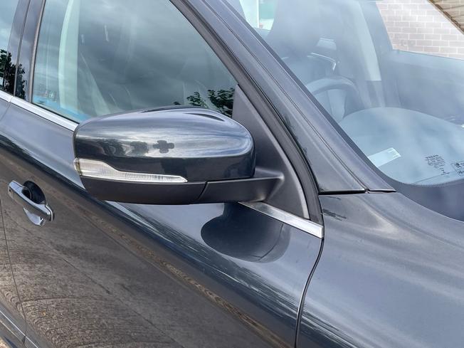 VOLVO XC60 Photo 20