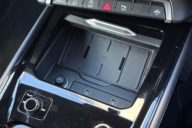 AUDI Q3 Photo 39
