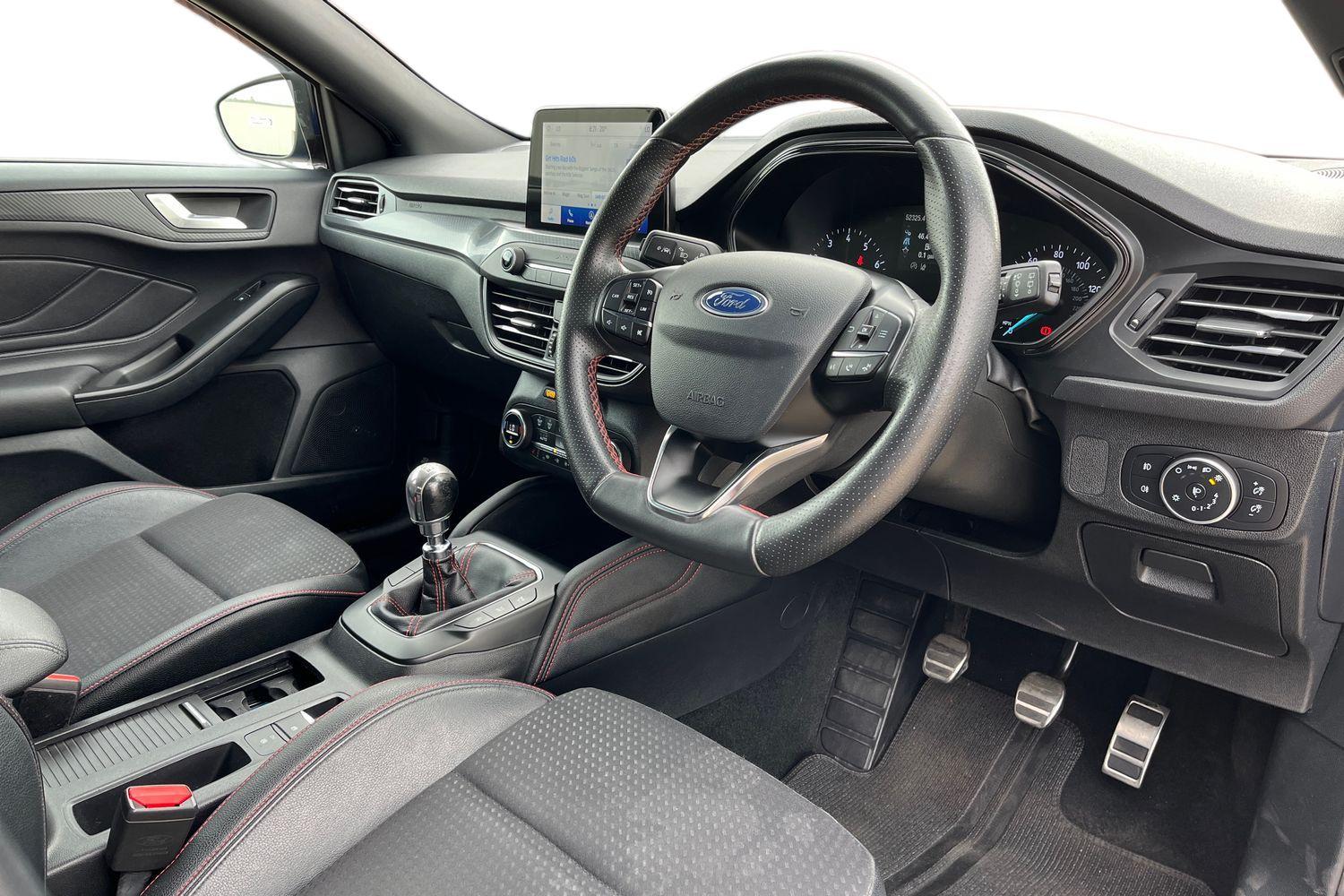 Ford Focus Photo 8
