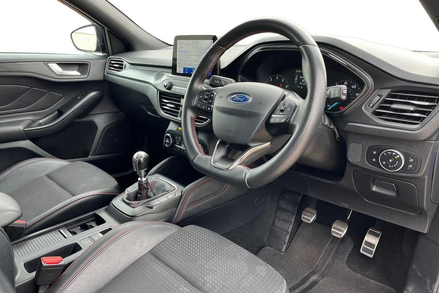 Ford Focus Photo autoimg-f1c66c421117eae6b744132b21c4c7ac3c4581da.jpg