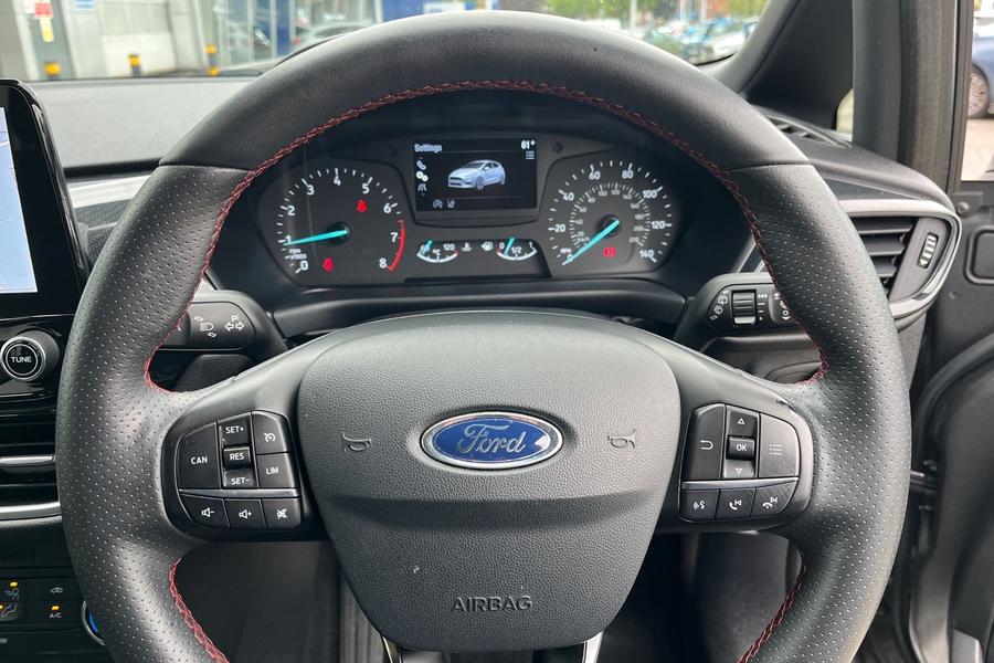 Ford Fiesta Photo autoimg-f1cb60b9ef94c236c12750c100f5bac0460f83f5.jpg