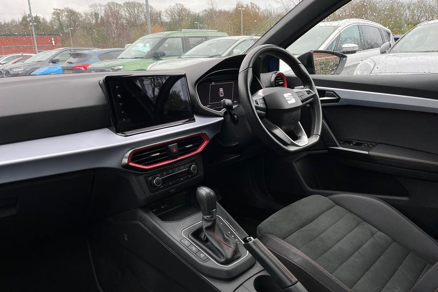 Seat Ibiza Photo autoimg-f1d2d3ae992b8999bb1f889d1ae225d4384e2f2f.jpg