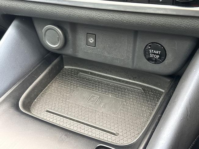 NISSAN Qashqai Photo 56