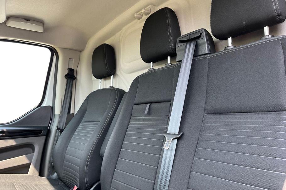 Used Ford TRANSIT CUSTOM AMZ4755 11