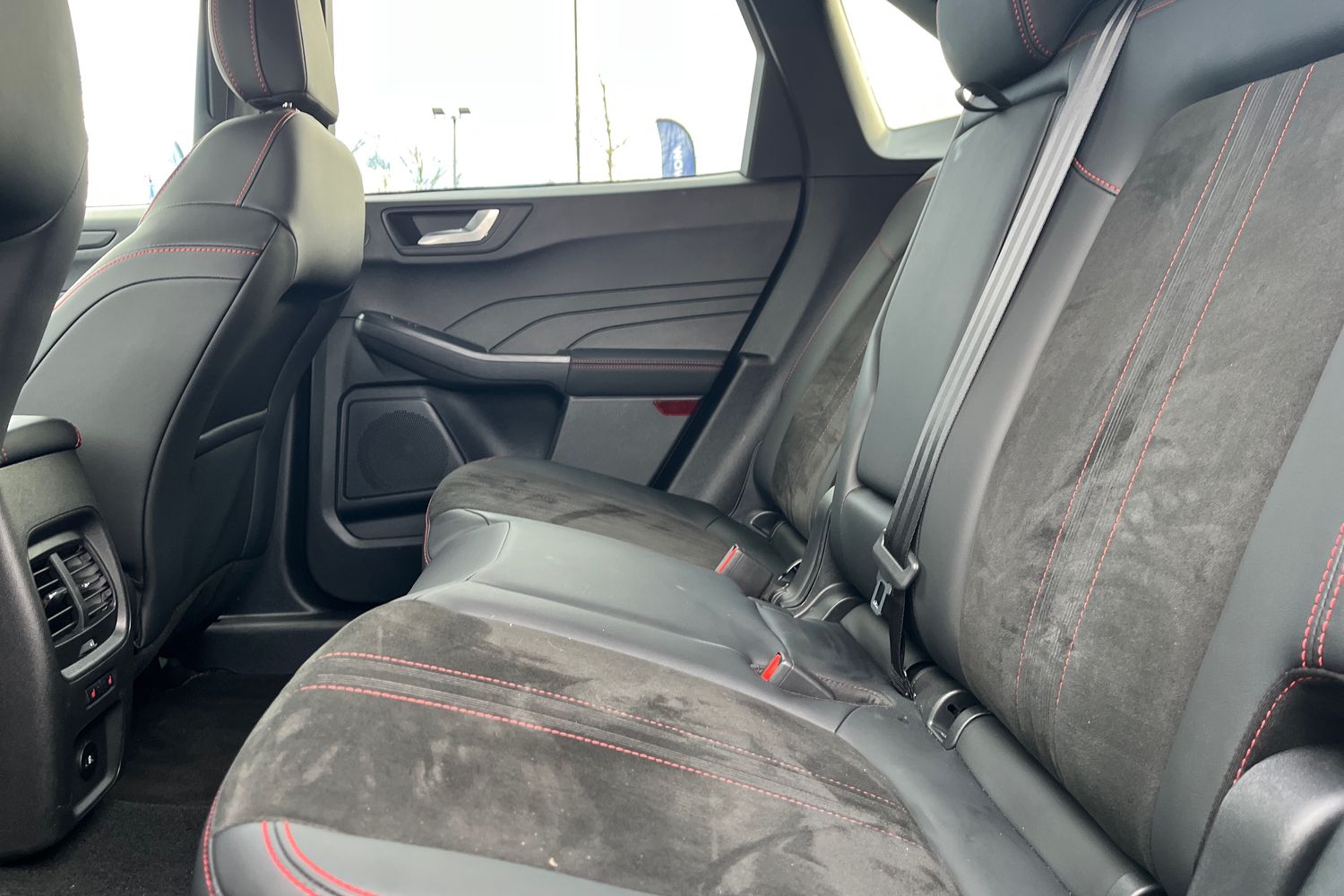 Ford KUGA Photo 19
