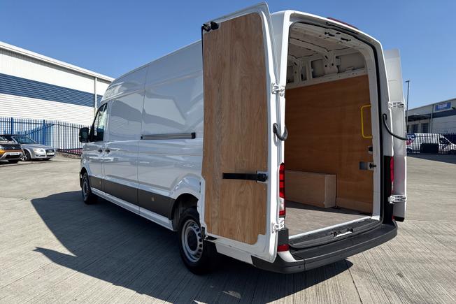 VOLKSWAGEN Crafter Photo 33